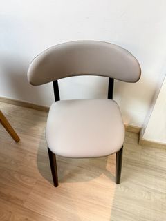 (Category: ) located in . Submitted by micmk (Listing ID 1403134973, Image 1). Description: .