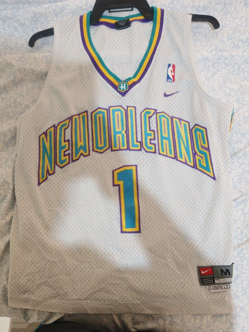 Nike New Orleans Hornets Jersey (Category: Activewear) located in Baguio. Submitted by KWALITHRIFT (Listing ID 1403135380, Image 1). Description: Authentic Nike New Orleans Hornets jersey. Size Medium. Made in Korea. Y2k.