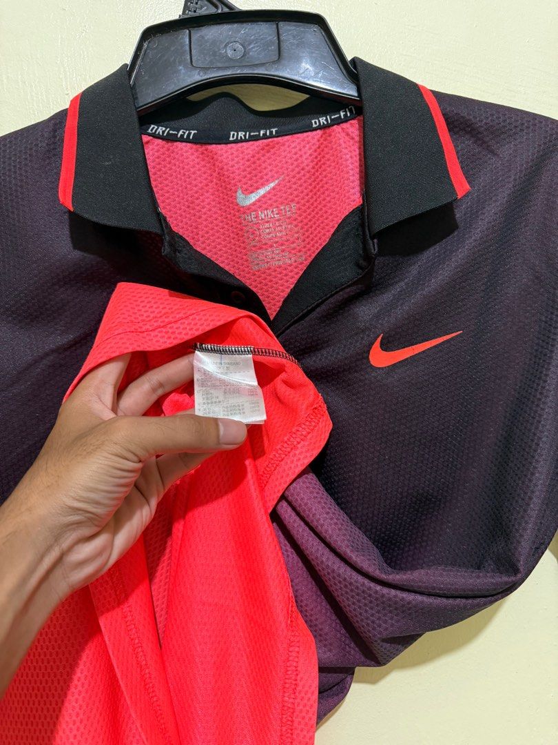 Nike Pro Combat Polo (Category: Activewear) located in Los Banos. Submitted by elbideclutter (Listing ID 1403197260, Image 2). Description: Size L fits M.