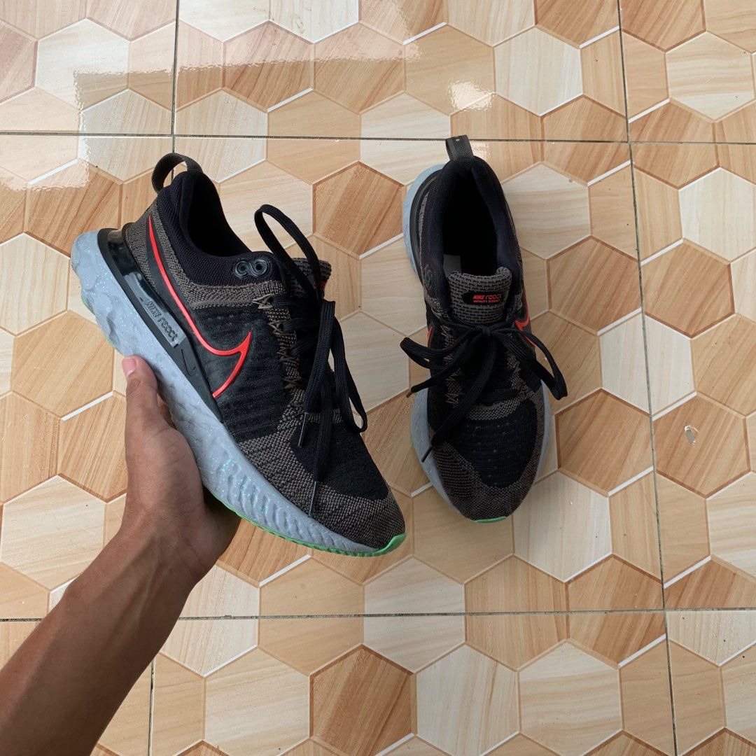 Nike React Infinity Run Flyknit 2❗️❗️❗️ (Category: Sneakers) located in Cebu City. Submitted by darrylopon12219 (Listing ID 1403113413, Image 2). Description: Nike React Infinity Run Flyknit 2❗️❗️❗️ Excellent Condition Minimal Sing Of Usage Need Wash ERU 42 CM 26.5 📍 CONSOLACION, CEBU ‎🚚Can ship via J&T ‎DM NOW📩.