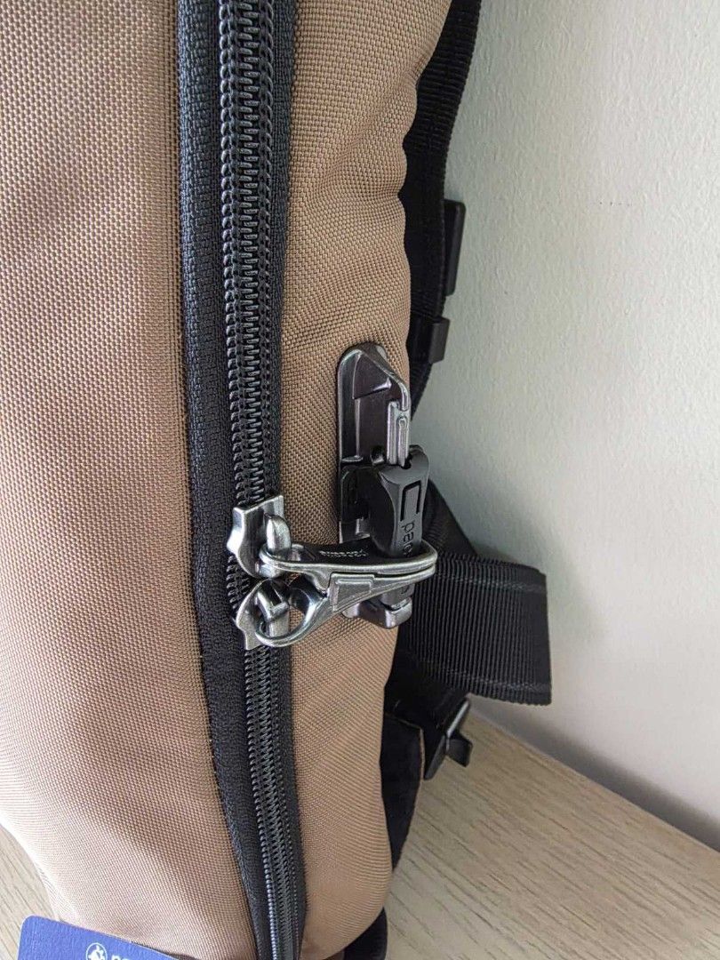 Pacsafe x urban sling Tan (Category: Sling Bags) located in Manila. Submitted by meme05 (Listing ID 1403067948, Image 2). Description: anti thefts .