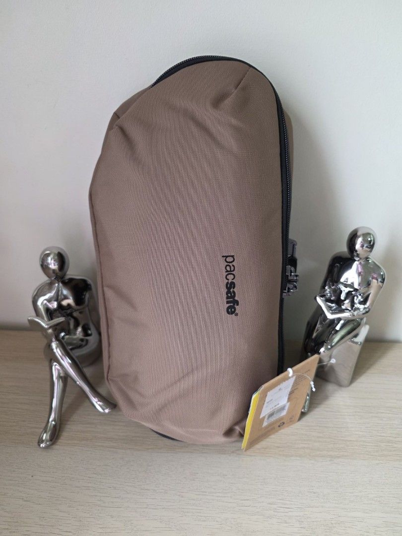 Pacsafe x urban sling Tan (Category: Sling Bags) located in Manila. Submitted by meme05 (Listing ID 1403067948, Image 1). Description: anti thefts .