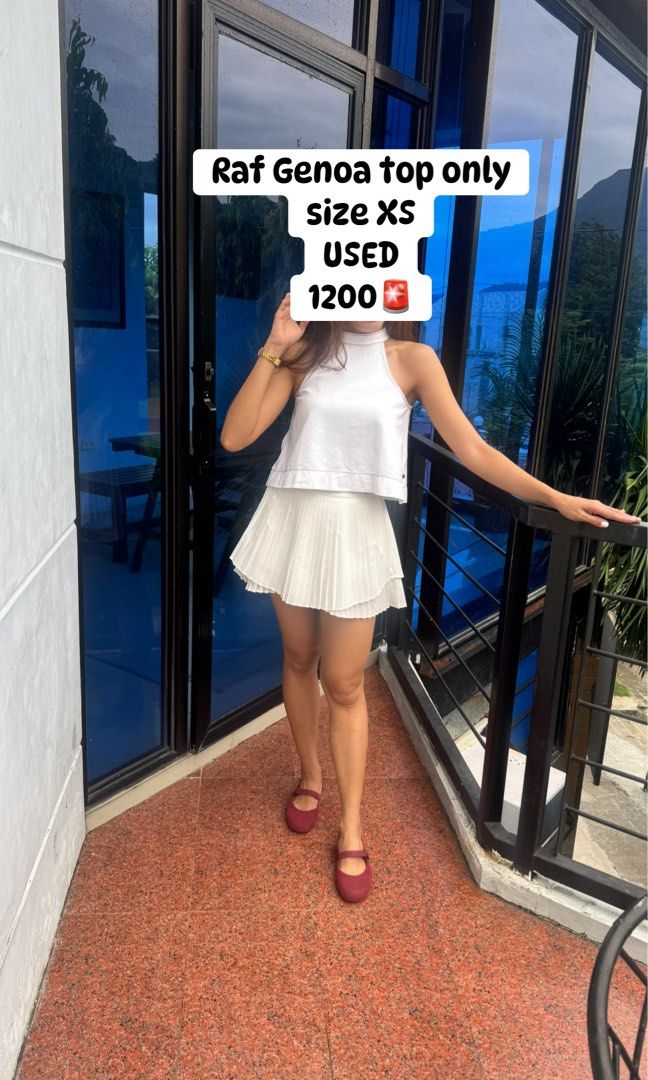 RAF GENOA SL TOP ONLY SIZE XS (Category: Sleeveless) located in Calamba. Submitted by zarahzion (Listing ID 1403113862, Image 1). Description: RAF MANILA GENO TOP Size XS WELL USED .