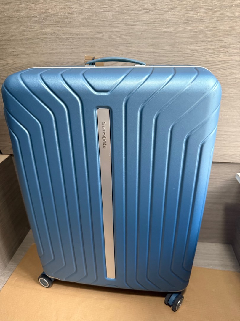 Samsonite LITE-FRAME SPINNER 75/28, Hobbies & Toys, Travel, Luggage on ...