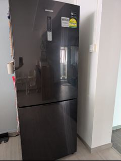 (Category: ) located in . Submitted by berycheapcheap (Listing ID 1403070677, Image 1). Description: .