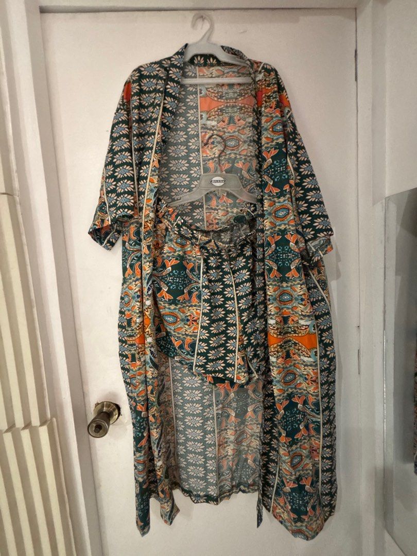 Set maxi (Category: Sets or Coordinates) located in Manila. Submitted by plussize530 (Listing ID 1403212836, Image 2). Description: .