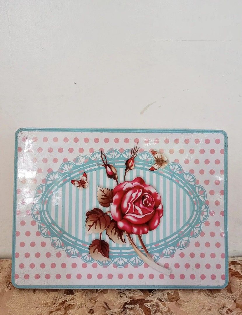 Shabby chic Pastel Tin Flat Storage (Category: Storage Boxes & Baskets) located in Balanga. Submitted by marae_c (Listing ID 1403198516, Image 1). Description: In good used condition. Minimal dents with sign of use. May scratches sa front cover and onti sa loob. See pics for ref. Barely used this. Just stored. Rfs. Decluttering. Have too much stuff. Need bigger storage na..