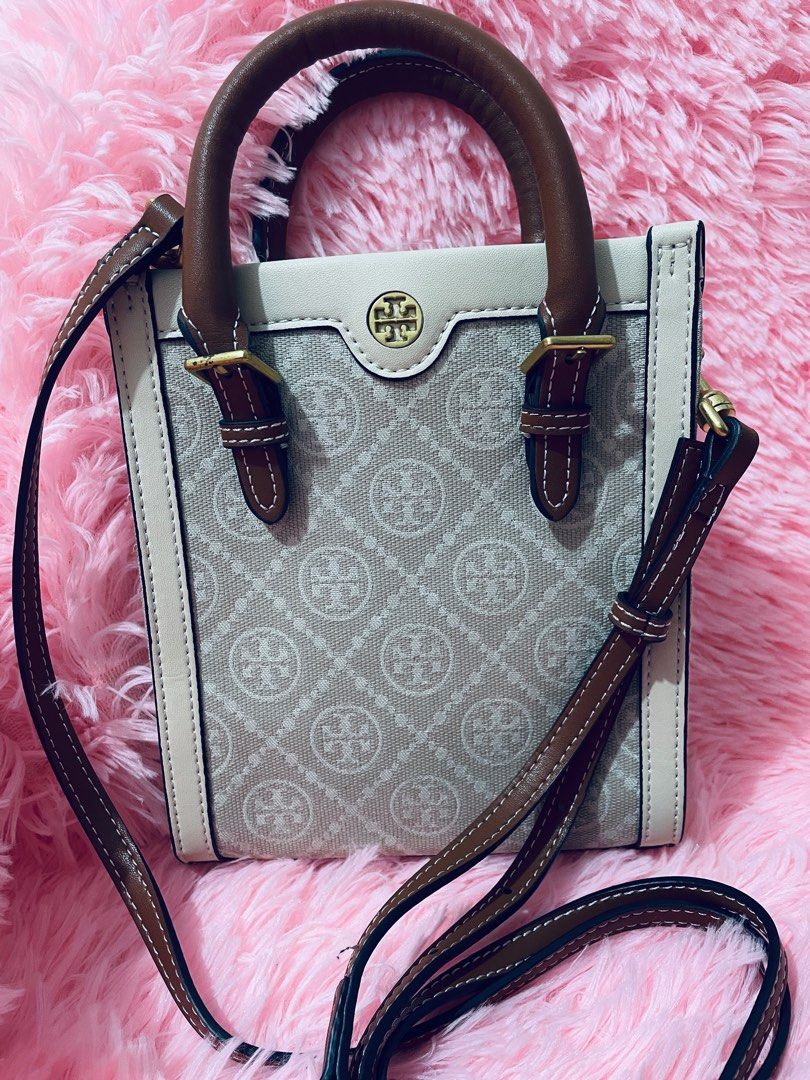 Tory Burch Mini T Monogram Bag (Category: Luxury Bags & Wallets) located in Iloilo. Submitted by mau.brandnew_prelovedthingy (Listing ID 1403157413, Image 2). Description: .