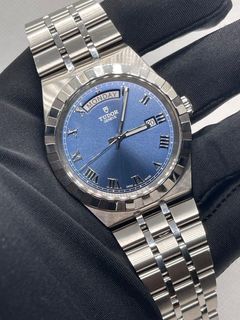 (Category: ) located in . Submitted by watchgurucebu (Listing ID 1403076802, Image 1). Description: .