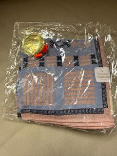 （分類：）位於 。 由 manir3 提交（商品編號 1403094159，圖片 1）。簡介： 。