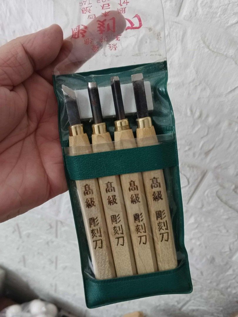 Wood carving tools japan (Category: Craft Supplies & Tools) located in Caloocan City. Submitted by toys_r_here (Listing ID 1403189244, Image 1). Description: 450 each good for gifts birthday and ChristmasGOOD FOR GIFT AND COLLECTION as is po Good condition First to pay gets the item pa check nalng sa pic yun condition pm me for questions ship pwede lalamove jrs qc or marikina.
