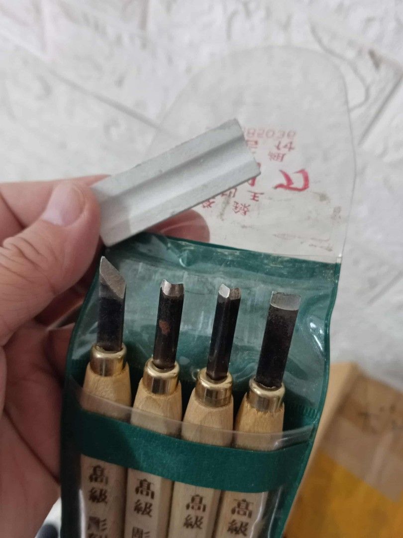 Wood carving tools japan (Category: Craft Supplies & Tools) located in Caloocan City. Submitted by toys_r_here (Listing ID 1403189244, Image 2). Description: 450 each good for gifts birthday and ChristmasGOOD FOR GIFT AND COLLECTION as is po Good condition First to pay gets the item pa check nalng sa pic yun condition pm me for questions ship pwede lalamove jrs qc or marikina.