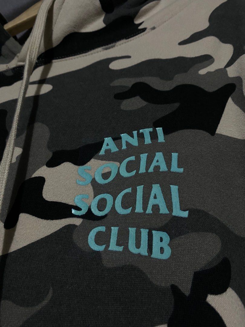Anti Social Social Club ‘ASSC’ Melrose Ave Camou Hoodie (Category: Hoodies) located in Antipolo. Submitted by mogulcollective (Listing ID 1407261459, Image 3). Description: Anti Social Social Club ‘ASSC’ Melrose Ave Camou Hoodie Authentic Excellent condition XL on tag Width - 27 Length - 30.5 .