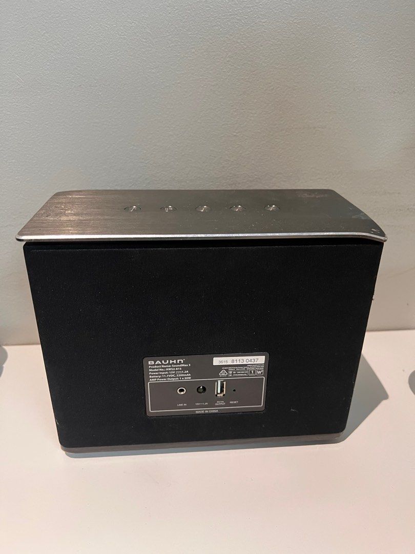 Bauhn Desktop Bluetooth Speaker (Category: Soundbars, Speakers & Amplifiers) located in Paranaque City. Submitted by alphacharlie33 (Listing ID 1407300892, Image 3). Description: Bauhn Bluetooth Speaker With adapter Clear sound 1,299 pesos only.