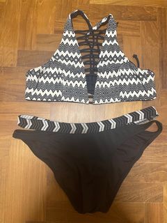 (Category: ) located in . Submitted by she_go (Listing ID 1407198198, Image 1). Description: .