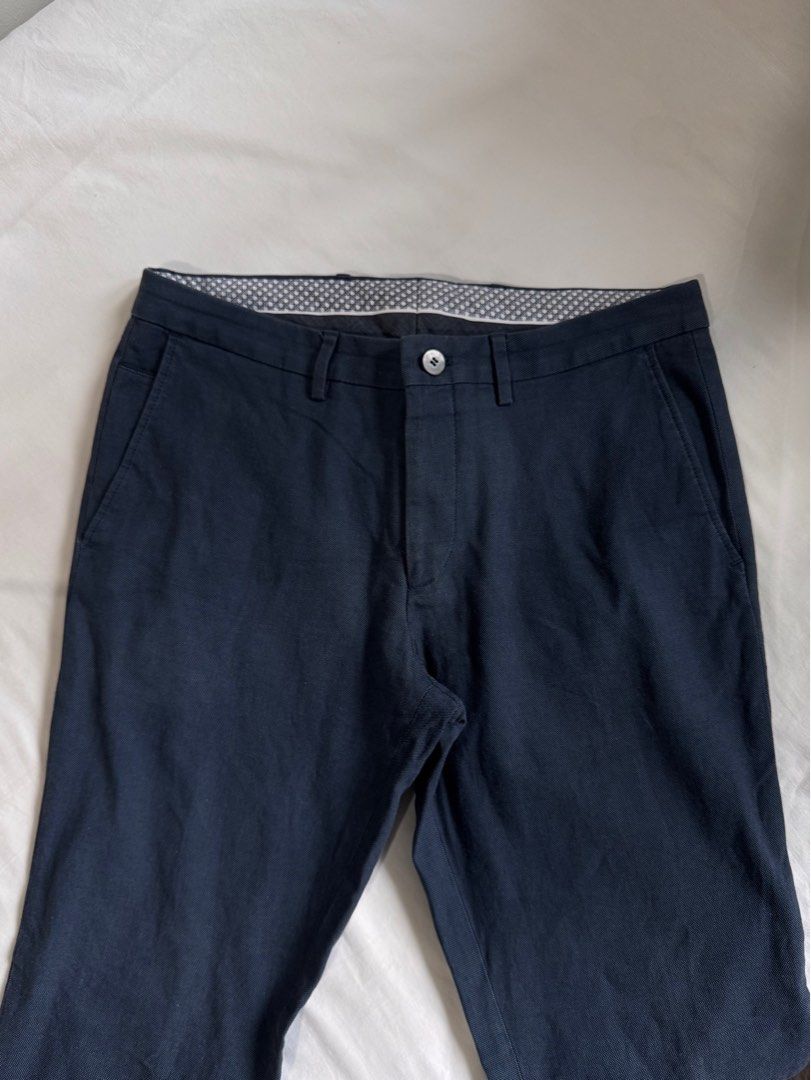 BOSS Hugo Boss Navy Blue Slacks (Category: Jeans) located in Manila. Submitted by nicheggwdb (Listing ID 1407286791, Image 2). Description: • Waist 17 in • Length 38 in • Navy blue • Micro-pattern fabric • With metal BOSS logo • No issue • Needs ironing only • Color rate 8/10 • Crisp fit Location: BGC, Taguig Shipping: Lalamove or J&T Buyer shoulders fee RFS: Decluttering.