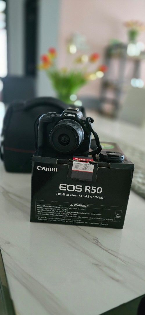 Canon EOS R50 Kit, Photography, Cameras on Carousell
