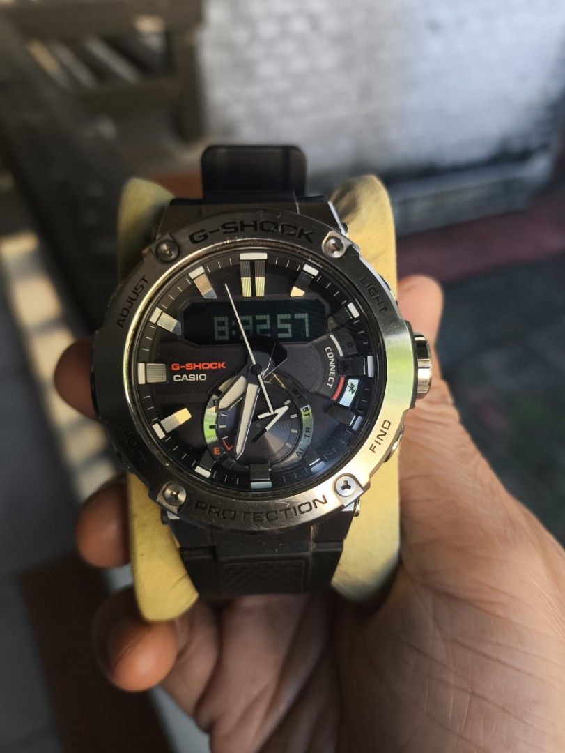 Casio G-Shock GST-B200 Tough Solar Watch (Category: Men's Watches) located in Valenzuela. Submitted by common_collector (Listing ID 1407259619, Image 3). Description: - G-Shock GST-B200 Watch - Black strap and silver-tone case - Digital and analog time display - Tough Solar powered - 20-bar water resistance.