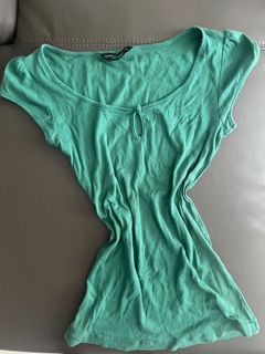 (Category: ) located in . Submitted by fooploop (Listing ID 1407237978, Image 1). Description: .