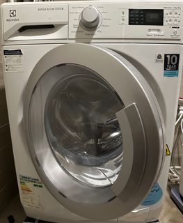 (Category: ) located in . Submitted by sching0625 (Listing ID 1407314461, Image 1). Description: .