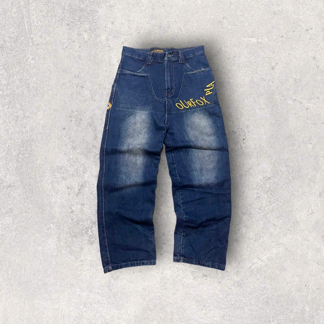 Fox Embroided Jeans (Category: Jeans) located in Manila. Submitted by _getsomegoods (Listing ID 1407373247, Image 1). Description: Fox Racing Embroided Big Pocket Jeans 32 Waist 41 Length 12 Thigh 9 Leg Opening Issue: Distressed, missing button and mini pin holes.