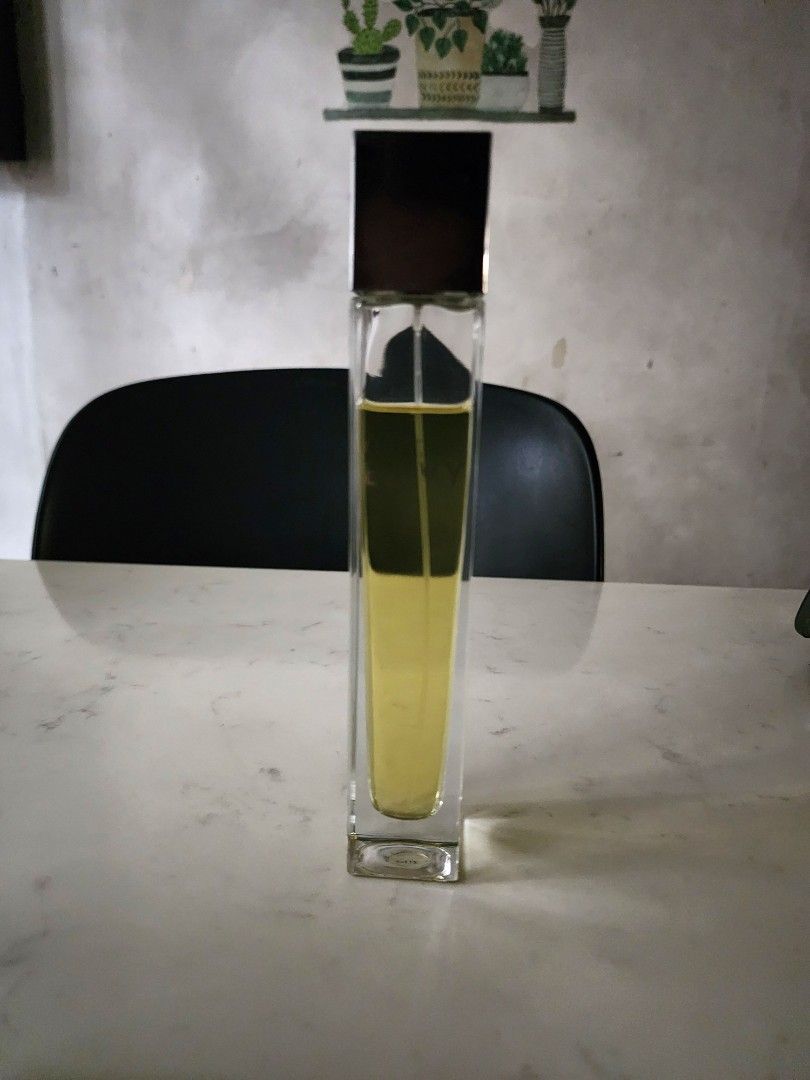 Gucci Envy Edt Perfume 100ml (Category: Fragrance & Deodorants) located in Quezon City. Submitted by happycheeeks (Listing ID 1407343359, Image 1). Description: authentic used less than 1/4 100ml decluttering last price not Zara Jo Malone.