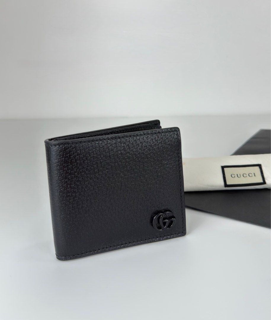 Gucci Marmont Bifold Wallet (Category: Luxury Bags & Wallets) located in Manila. Submitted by luxuryprelovedbagsby_by_agnes (Listing ID 1407320284, Image 1). Description: 35,000 SRP STILL SMELLS NEW.