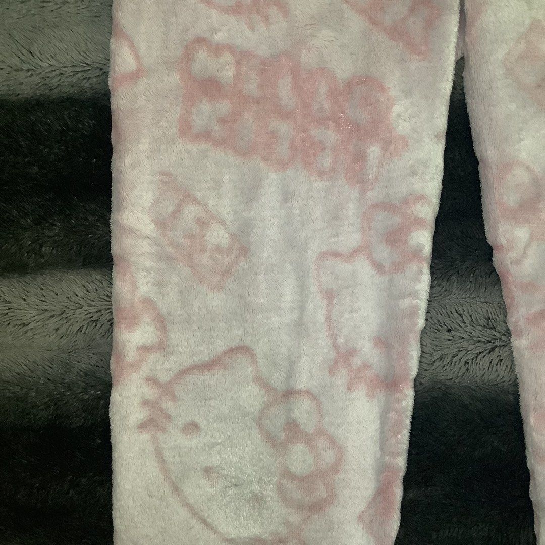 Hello Kitty Fluffy Pajama Pants (Category: Other Bottoms) located in Cabanatuan. Submitted by chieezyx (Listing ID 1407257201, Image 3). Description: .