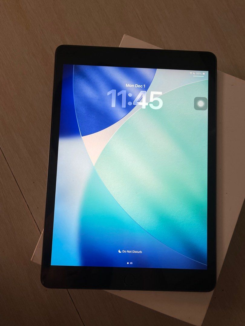 Ipad 9th Gen 256gb wifi only (Category: iPad) located in Malasiqui. Submitted by jevaaa (Listing ID 1407221024, Image 3). Description: no issue; still in good condition 100% working and makinis goods pa rin batt niya nagamit ko to for 2days netflix nung may typhoon!! w/ goojodoq pen no case w/ box (medj madumi lang) w/ usb c adapter ~~ can do vc while shipping !! ~~ 📍Malasiqui, Pangasinan Rfs: need funds for new phone hehe .