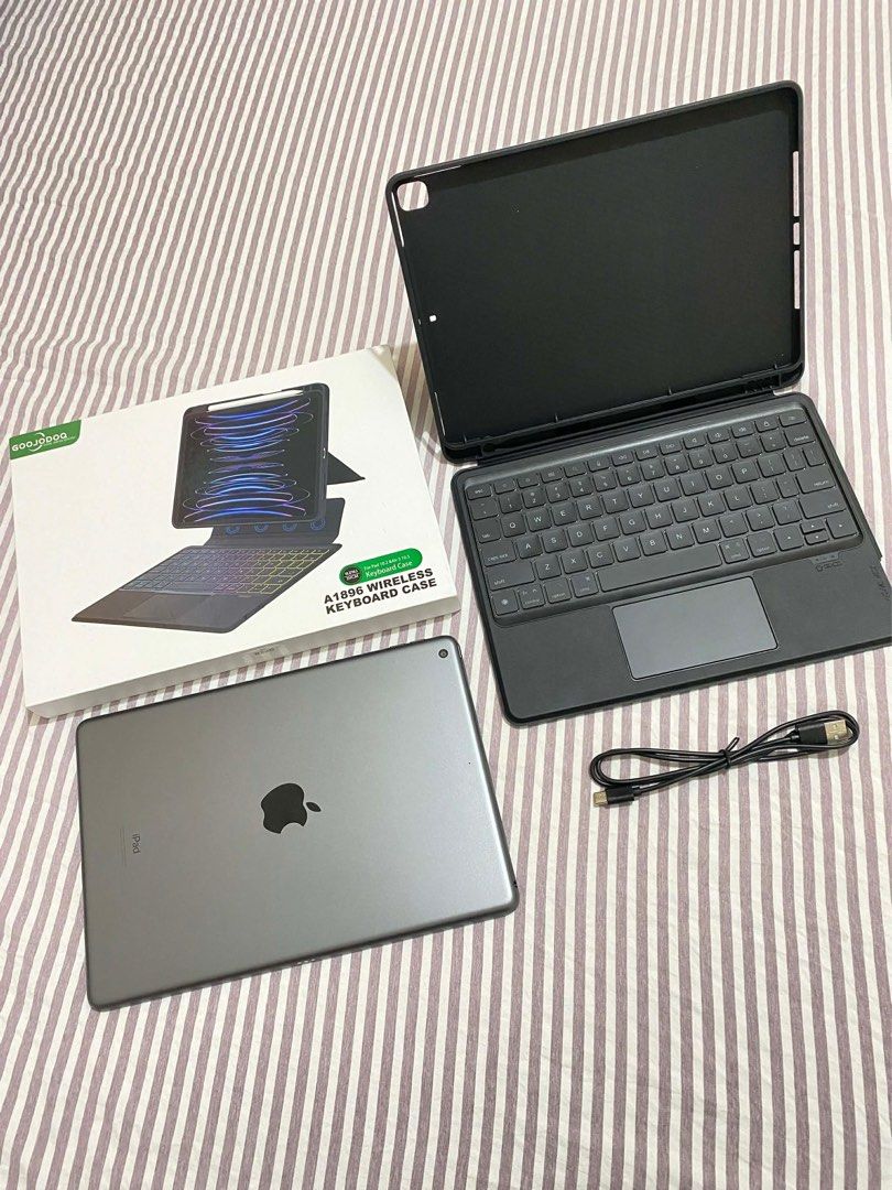 Ipad 9th Gen (Space Grey) (Category: iPad) located in Paranaque City. Submitted by punzalan726 (Listing ID 1407306264, Image 3). Description: 📱 FOR SALE: Apple iPad 9th Gen 64GB (Space Gray, Wi-Fi Only) ✨ CONDITION: ✔️ Like new — Smooth, no scratches ✔️ Protected with sturdy case + tempered glass since Day 1 ✔️ Tempered glass has minimal bubbles, but does NOT affect the display/screen itself ✔️ Tempered glass is easily replaceable ✔️ Well-mainta