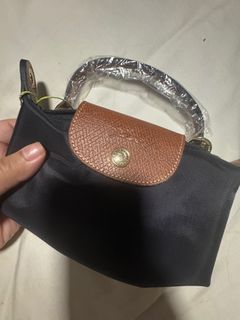 (Category: ) located in . Submitted by hafiqakim (Listing ID 1407367500, Image 1). Description: .