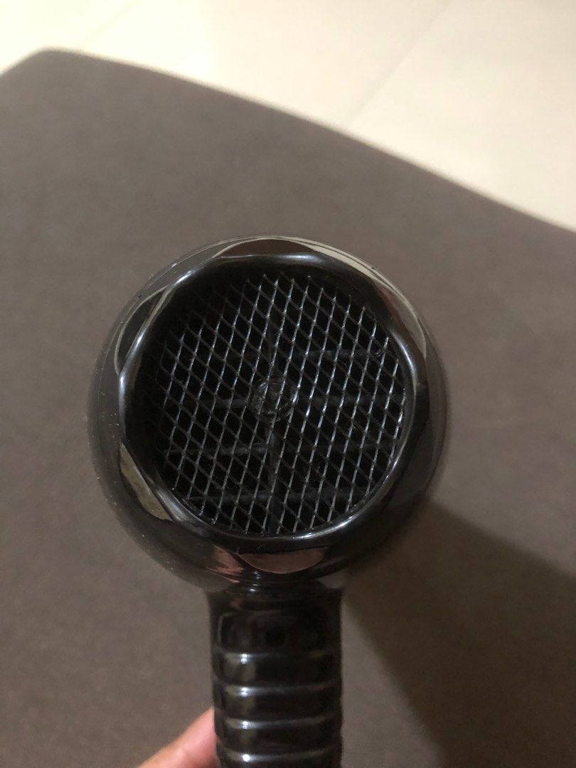 Mozer Professional Hair Dryer (Category: Hair) located in Pasig City. Submitted by boundless93 (Listing ID 1407342838, Image 3). Description: Preowned Mozer professional hair dryer Hot and cold settings Seldom used.
