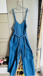 (Category: ) located in . Submitted by luvshopping101 (Listing ID 1407221364, Image 1). Description: .