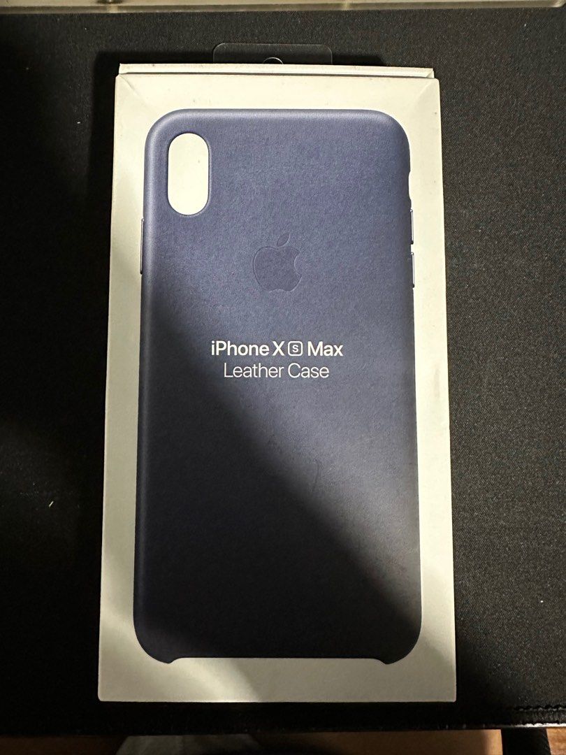 Original Apple Iphone XS Max Leather Case (Category: Cases & Sleeves) located in Manila. Submitted by rafasellreyes (Listing ID 1407215548, Image 1). Description: Barely Used Original Apple Iphone XS Max Leather Case - Includes everything that came with the box - Used twice - RFS: not being used - shipping fee is shouldered by buyer - meet-up in Christ the King.