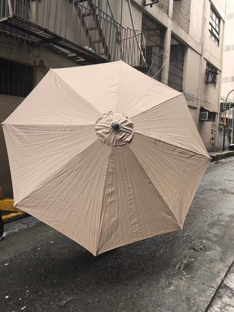 Patio Umbrella (Category: Umbrellas) located in Manila. Submitted by lyfrancois14 (Listing ID 1407284161, Image 1). Description: .