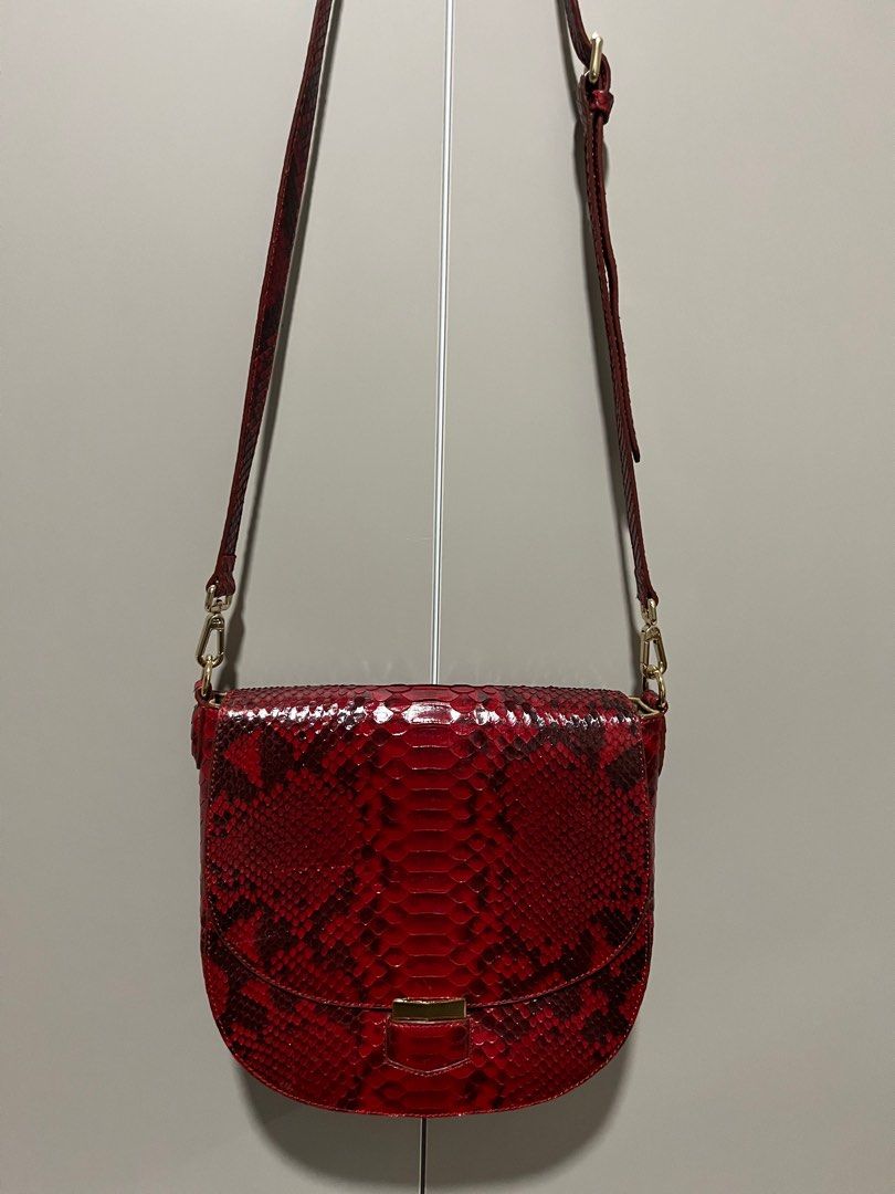 leather bag (authentic python leather) (Category: Cross-body Bags) located in Singapore. Submitted by funshine4 (Listing ID 1407357012, Image 1). Description: Real python leather. Bought from local Singapore shop. Shop currently at Great World City. Willing to sell much lower for a quick sale to declutter. .