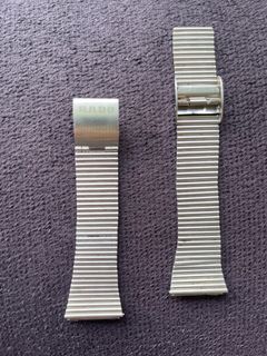(Category: ) located in . Submitted by gkwatch-c (Listing ID 1407238003, Image 1). Description: .