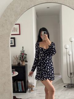 (Category: ) located in . Submitted by lilithscloset (Listing ID 1407231276, Image 1). Description: .