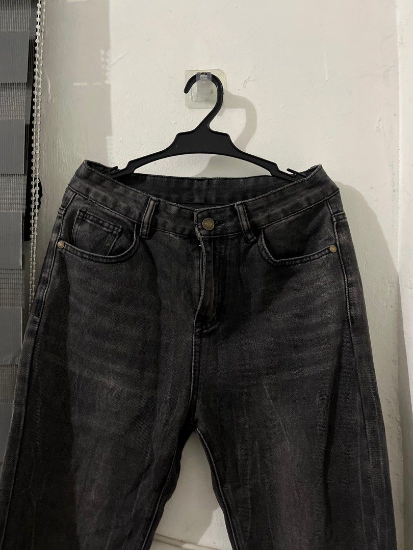 Stone Washed Denim/ Wide Leg Jeans (Category: Jeans) located in Quezon City. Submitted by clstlae (Listing ID 1407359796, Image 2). Description: - Black wide-leg jeans - Faded wash effect - High waist - No issue - Non stretch 26-27in..