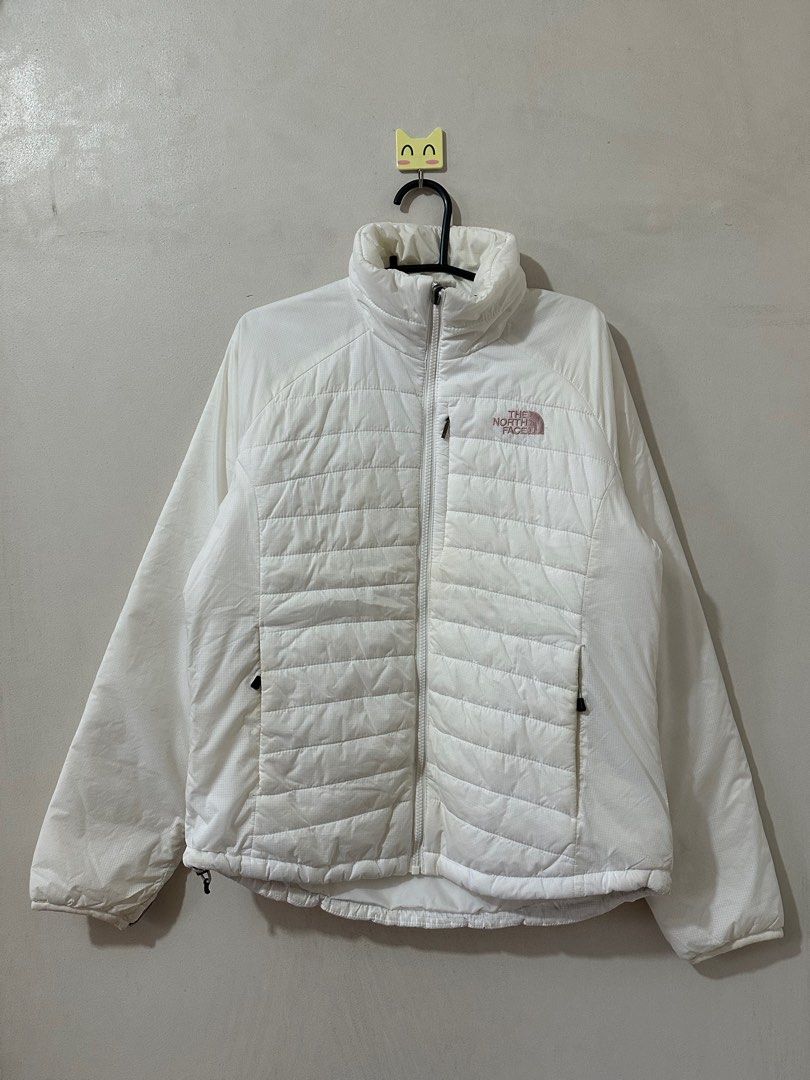 The North Face Puffer Jacket Women MediuM (Category: Coats, Jackets and Outerwear) located in Balanga. Submitted by winterlab_ph (Listing ID 1407313174, Image 2). Description: Code 0194 W 20 L 25 Sh to Sl 29.