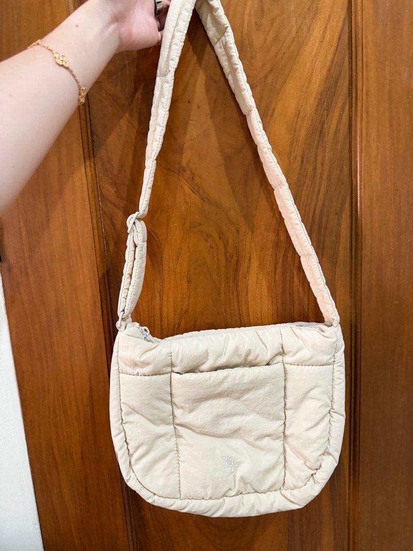 The Paper Bunny Padded Shoulder Bag (Category: Shoulder Bags) located in Paranaque City. Submitted by biancastuff (Listing ID 1407231979, Image 2). Description: Used only once Good as new RFS: not being used, only stored.