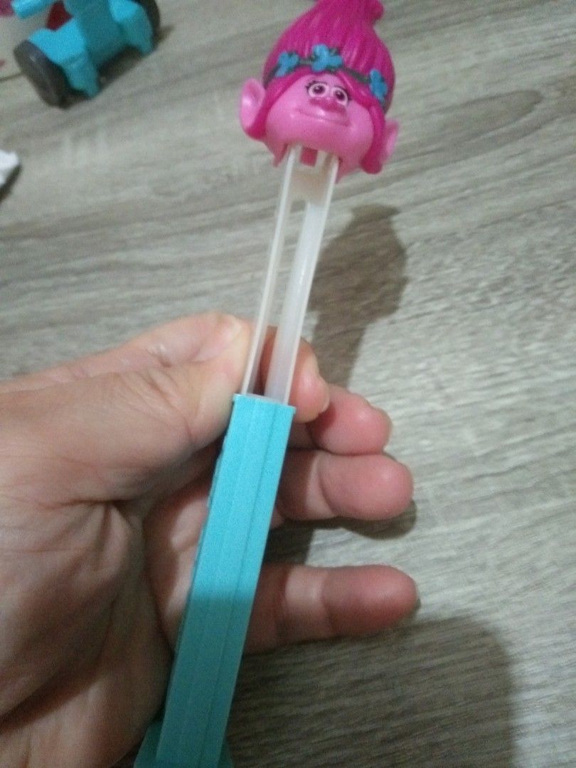 Troll pez container (Category: Designer & Blind Box Toys) located in Quezon City. Submitted by eidorableshop (Listing ID 1407225439, Image 2). Description: .