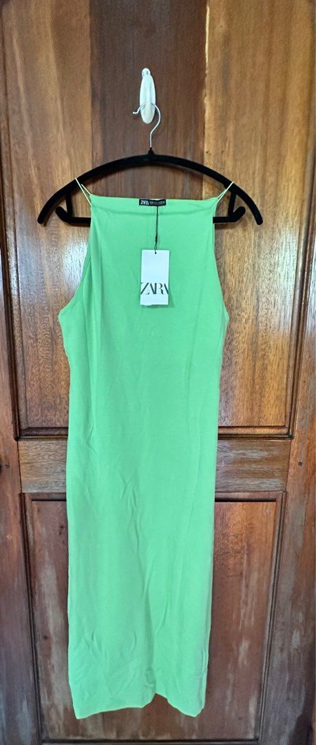 ZARA Fitted Strappy Halter Dress (Category: Dresses) located in Quezon City. Submitted by oreorheo (Listing ID 1407221248, Image 2). Description: - Never worn, with tag -Apple Green, Stretchy fabric -Perfect for casual and occasions. -DM for more details. -MOP Gcash - Delivery fee shouldered by buyer. - Lalamove/Grab/GogoXpress .