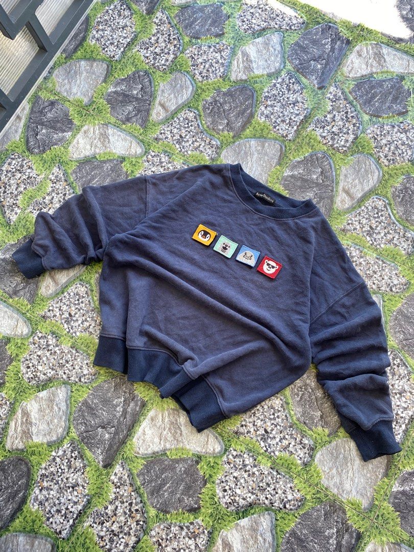 SALE!!! Acne Studios Velcro Sweater (Category: Luxury Apparel) located in Bacolod City. Submitted by PSGTHRIFTIES (Listing ID 1409043957, Image 1). Description: Good condition Need wash CR:9/10 Size M Dimensions:23x26 DM📩📩.
