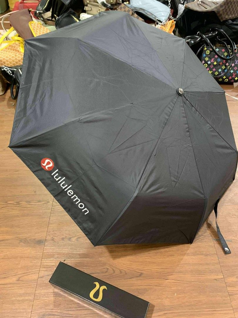 Assorted Umbrellas (Category: Umbrellas) located in Manila. Submitted by luisrosari67429 (Listing ID 1408989948, Image 1). Description: Assorted Brands Umbrella With box.