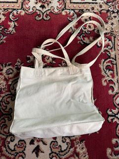 (Category: ) located in . Submitted by glindaaaaa (Listing ID 1408970246, Image 1). Description: .
