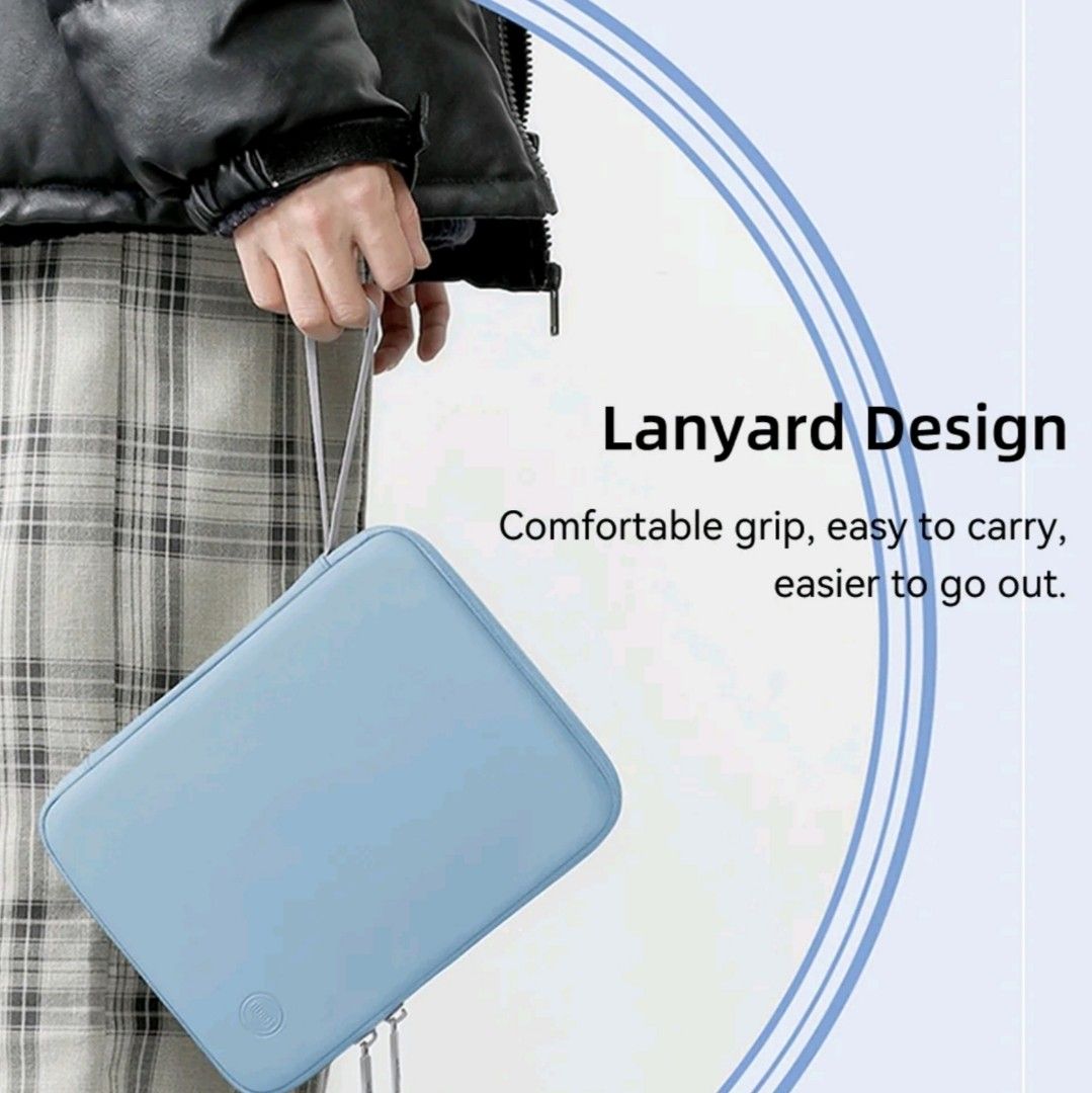 Black Tablet Pouch (Category: Other Gadgets) located in Manila. Submitted by msld_ (Listing ID 1409056200, Image 3). Description: - 12.9 in measurement - dm for more photos .