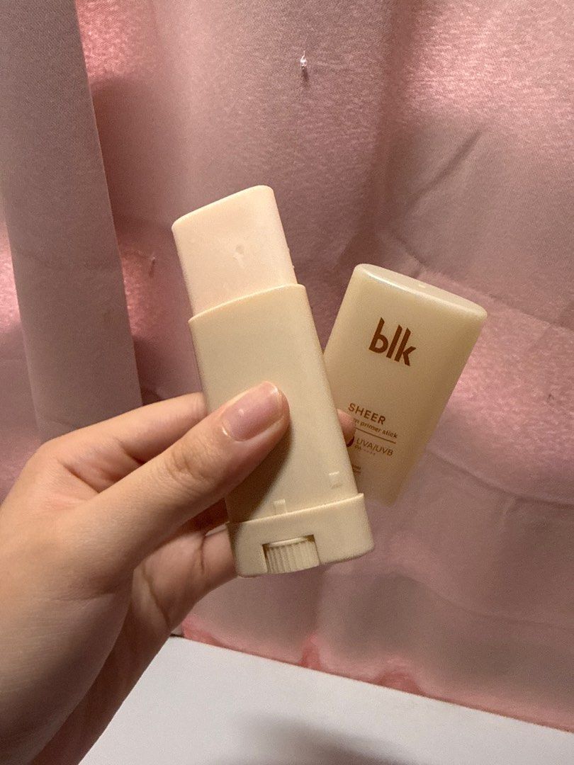 blk Sheer Sunscreen Primer Stick SPF 40 (Category: Face Care) located in Manila. Submitted by eancc (Listing ID 1408908388, Image 3). Description: - SPF 40 sun protection - Primer in stick form - Easy and convenient application - Light beige packaging - Brand name and product details clearly visible Used twice BDO BPI GCASH LALAMOVE OR JNT PIN: AVIDA TOWERS SAN LAZARO, MJC ROAD, SANTA CRUZ, MANILA.