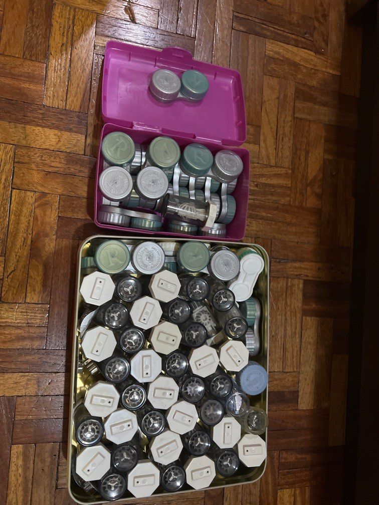 Contact Lens Case (Category: Vision Care) located in Quezon City. Submitted by snowflakes.specials (Listing ID 1409014909, Image 1). Description: Bundle of brand new contact lens case.