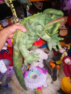 (Category: ) located in . Submitted by zackdaniel_toysvintage (Listing ID 1409063012, Image 1). Description: .